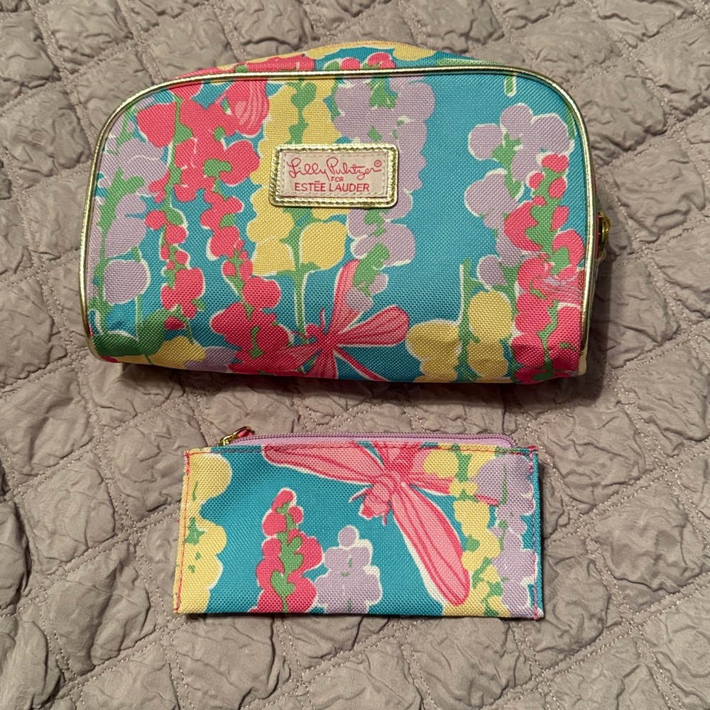 Lilly Pulitzer for Estée Lauder
Cosmetic bags
